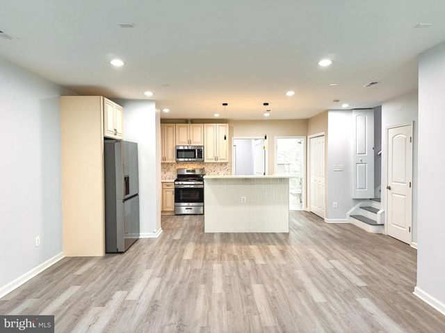 23612 RICHLAND GROVE DR, Brambleton, VA 20148