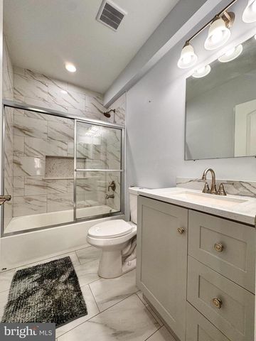 23612 RICHLAND GROVE DR, Brambleton, VA 20148