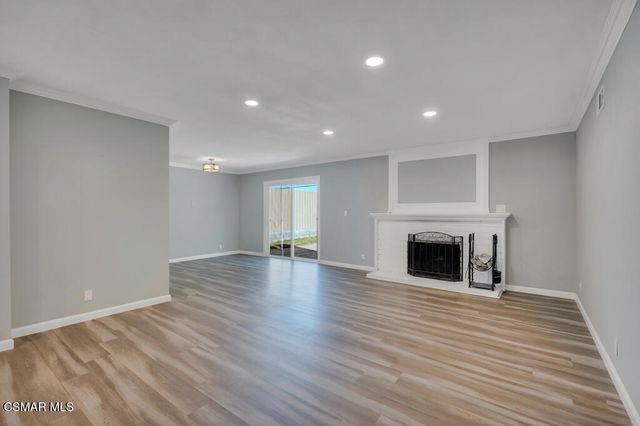 896 Moffatt Circle, Simi Valley, CA 93065