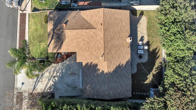 896 Moffatt Circle, Simi Valley, CA 93065