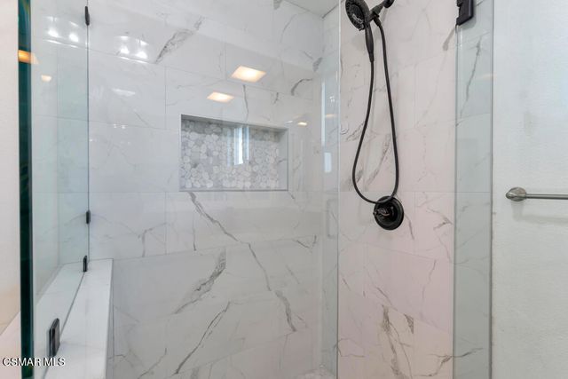 896 Moffatt Circle, Simi Valley, CA 93065