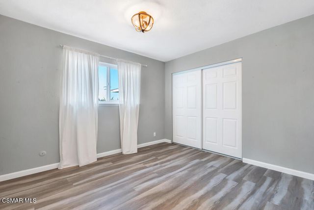 896 Moffatt Circle, Simi Valley, CA 93065