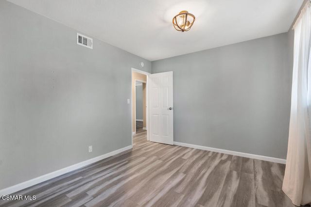 896 Moffatt Circle, Simi Valley, CA 93065