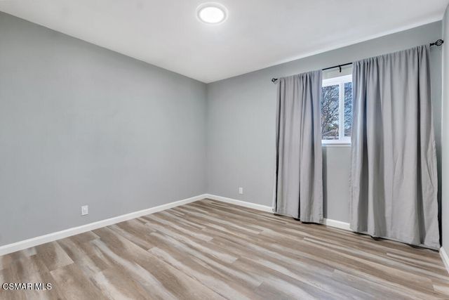 896 Moffatt Circle, Simi Valley, CA 93065