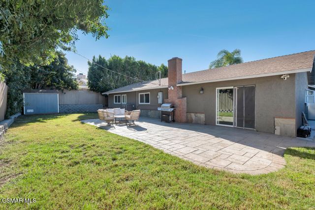 896 Moffatt Circle, Simi Valley, CA 93065