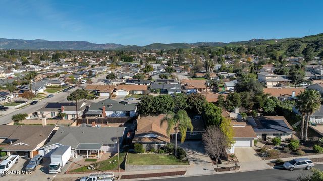 896 Moffatt Circle, Simi Valley, CA 93065