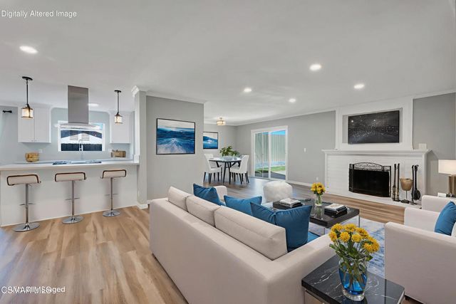 896 Moffatt Circle, Simi Valley, CA 93065