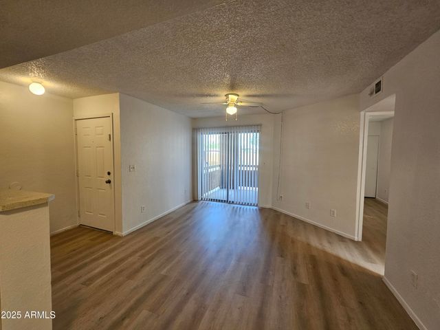 1370 S PRICE Road 101, Tempe, AZ 85281