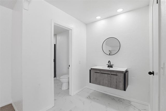 1212 Ridgecrest Road, Edmond, OK 73013