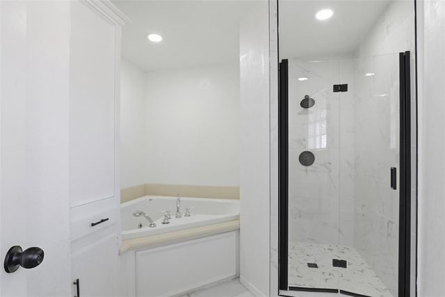 1212 Ridgecrest Road, Edmond, OK 73013