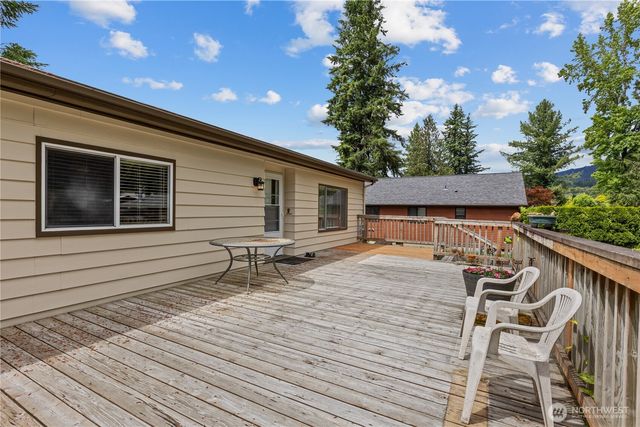 605 1st Avenue W, Gold Bar, WA 98251