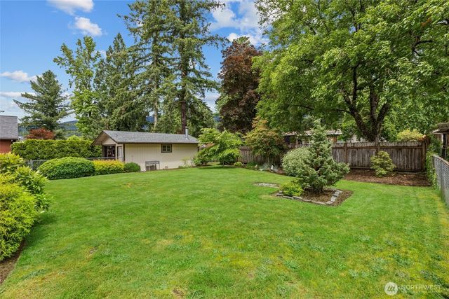 605 1st Avenue W, Gold Bar, WA 98251
