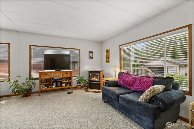 605 1st Avenue W, Gold Bar, WA 98251