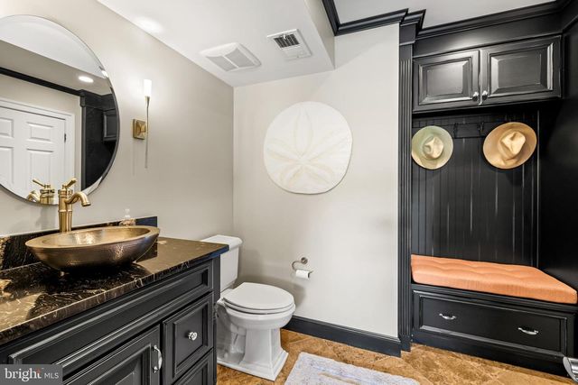 1005 COACHFORD CT, Lutherville Timonium, MD 21093