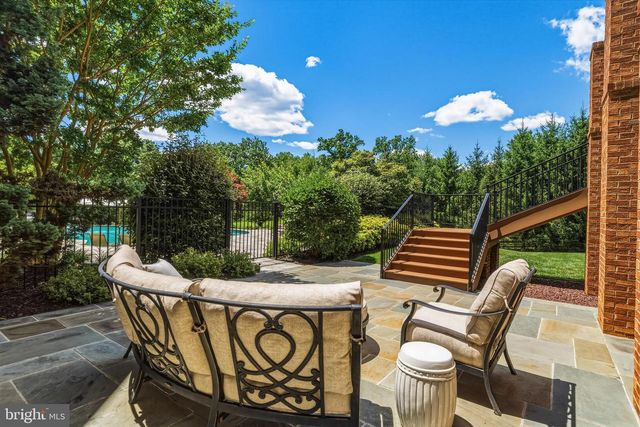 1005 COACHFORD CT, Lutherville Timonium, MD 21093