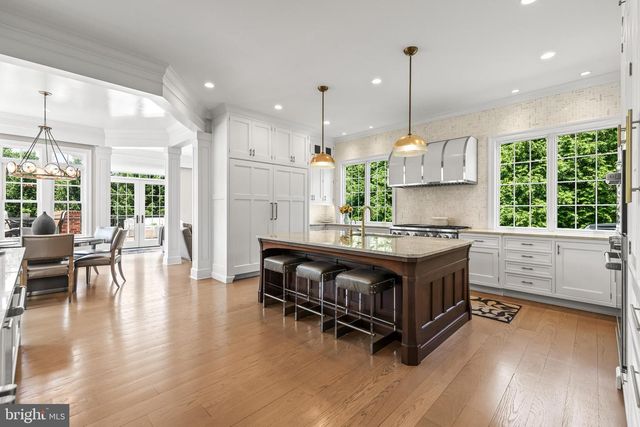 1005 COACHFORD CT, Lutherville Timonium, MD 21093