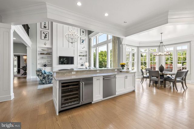 1005 COACHFORD CT, Lutherville Timonium, MD 21093