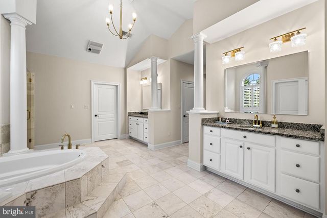 1005 COACHFORD CT, Lutherville Timonium, MD 21093