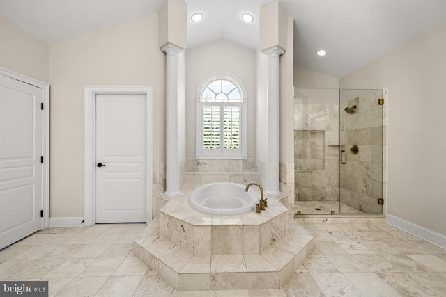 1005 COACHFORD CT, Lutherville Timonium, MD 21093