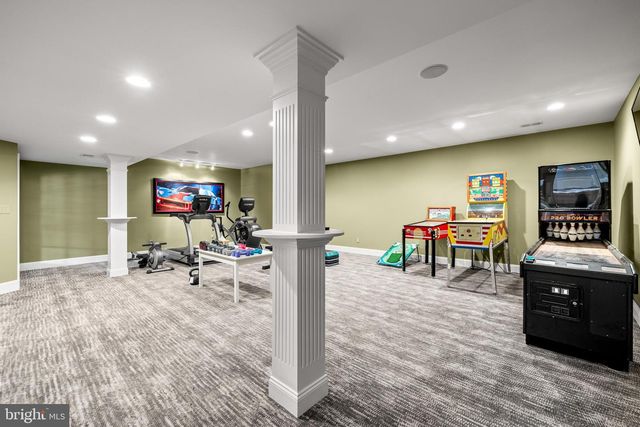 1005 COACHFORD CT, Lutherville Timonium, MD 21093