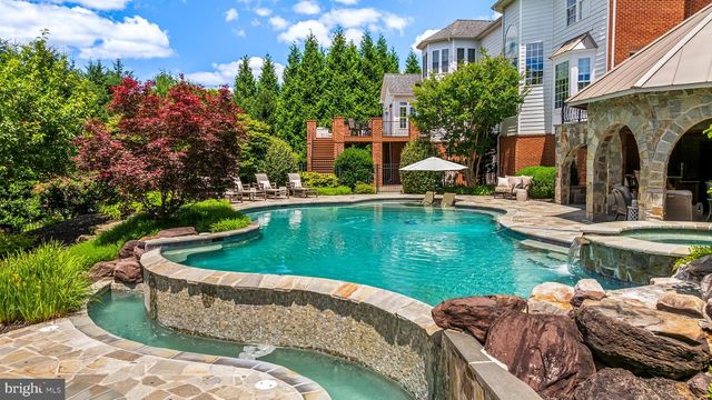 1005 COACHFORD CT, Lutherville Timonium, MD 21093