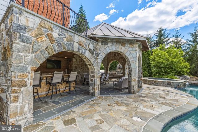 1005 COACHFORD CT, Lutherville Timonium, MD 21093