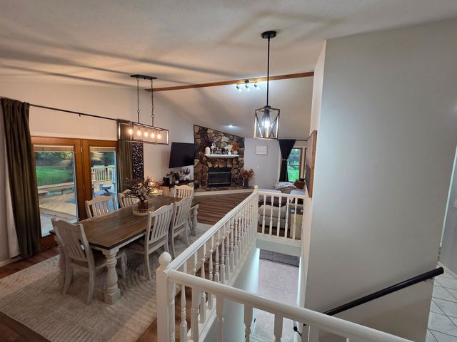 6775 Skyview Trail, Roscoe, IL 61073
