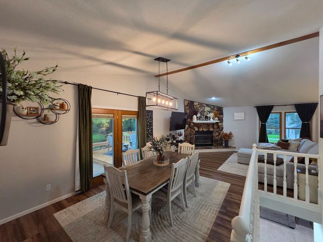6775 Skyview Trail, Roscoe, IL 61073