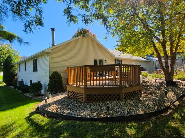 6775 Skyview Trail, Roscoe, IL 61073