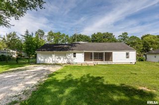 2133 N NORTHCREST Drive, Peoria, IL 61604