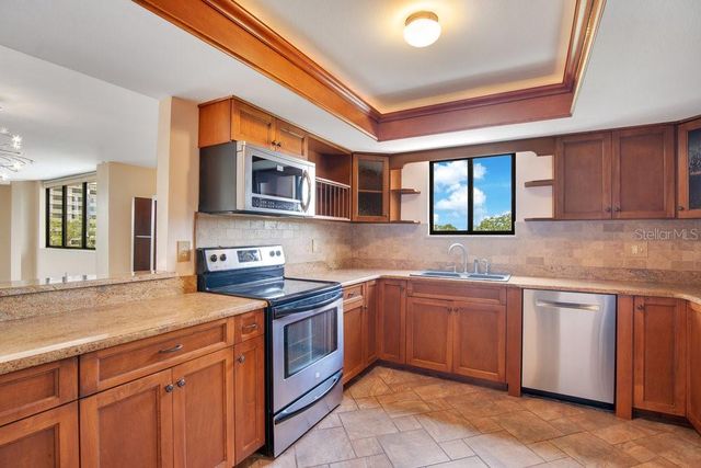 530 E CENTRAL BOULEVARD 406, Orlando, FL 32801