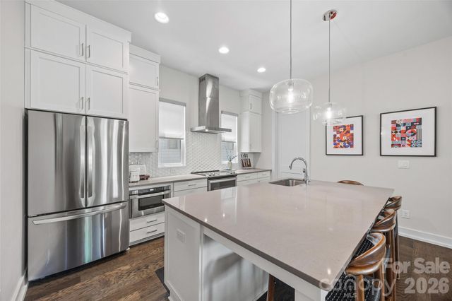 4017 Plaza Row Court, Charlotte, NC 28205