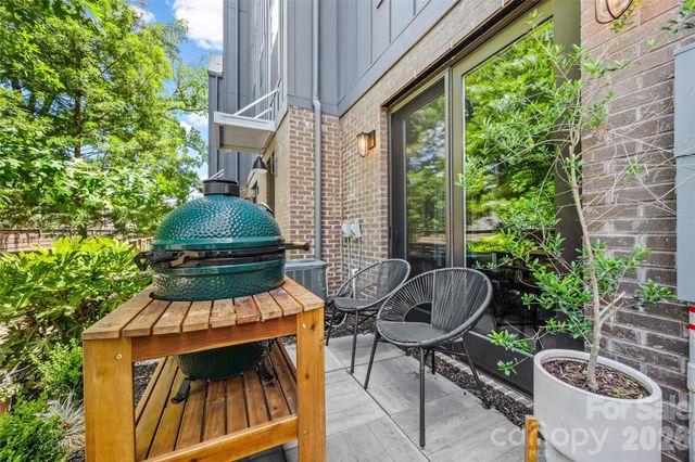 4017 Plaza Row Court, Charlotte, NC 28205