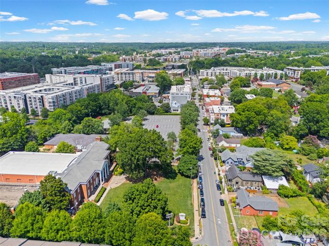 4017 Plaza Row Court, Charlotte, NC 28205