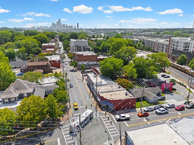 4017 Plaza Row Court, Charlotte, NC 28205