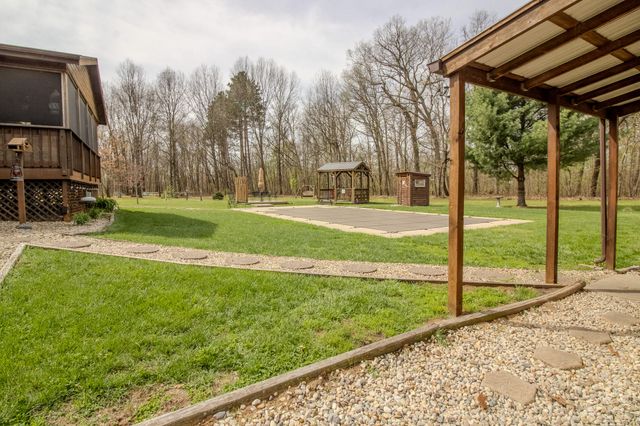 3405 N 700 E, Grovertown, IN 46531