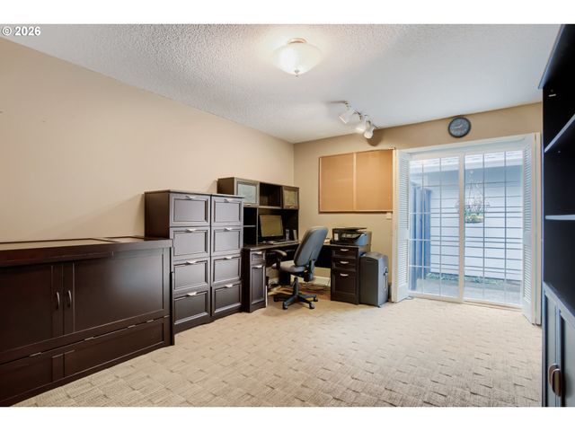 3720 E MILL PLAIN Blvd 2, Vancouver, WA 98661