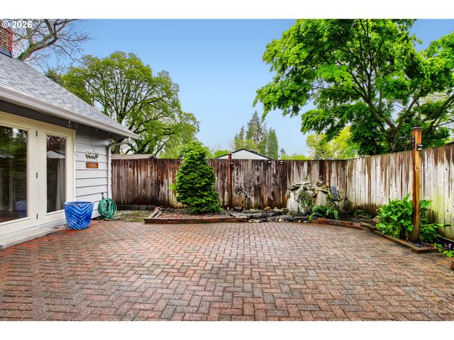 3720 E MILL PLAIN Blvd 2, Vancouver, WA 98661