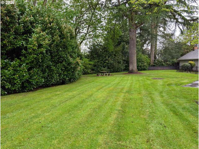 3720 E MILL PLAIN Blvd 2, Vancouver, WA 98661