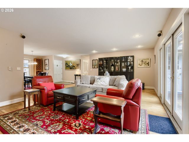 3720 E MILL PLAIN Blvd 2, Vancouver, WA 98661