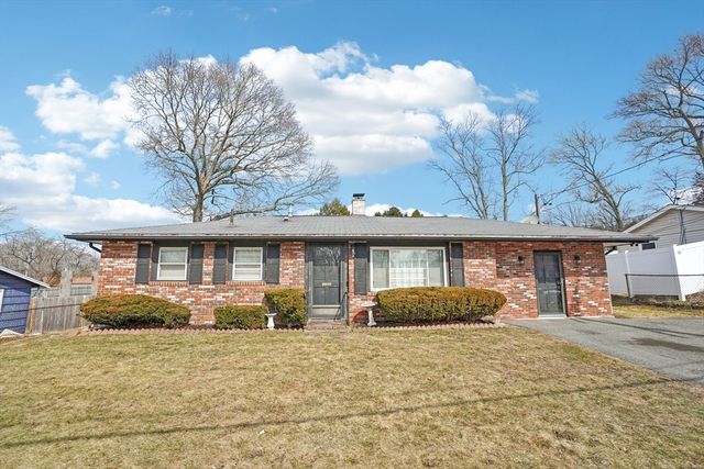 58 Budd Ave, Brockton, MA 02302