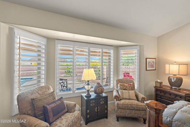 555 N Alexis Loop, Green Valley, AZ 85614