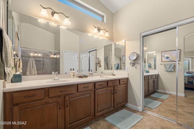 555 N Alexis Loop, Green Valley, AZ 85614