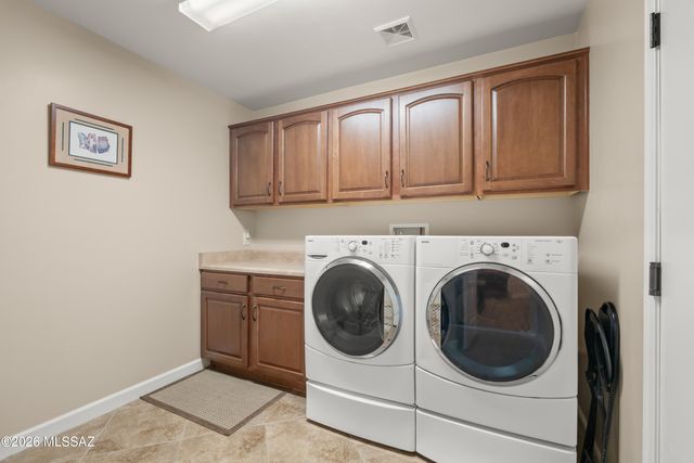 555 N Alexis Loop, Green Valley, AZ 85614