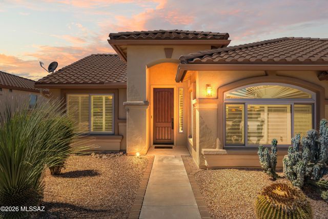 555 N Alexis Loop, Green Valley, AZ 85614