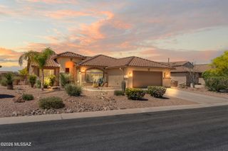 555 N Alexis Loop, Green Valley, AZ 85614