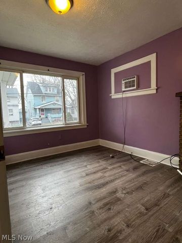 3993 W 23rd Street, Cleveland, OH 44109