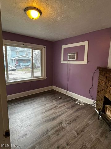 3993 W 23rd Street, Cleveland, OH 44109