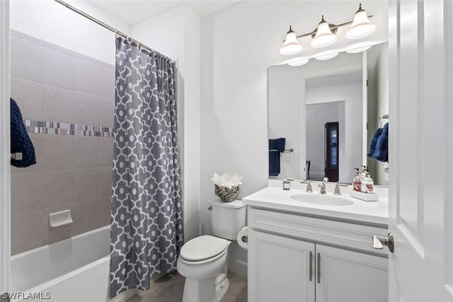 5862 Champion LN, Ave Maria, FL 34142