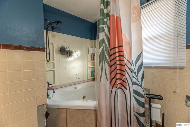 3312 King Street, Omaha, NE 68112